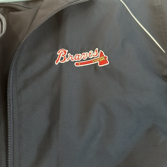 Atlanta Braves Cutter and Buck Weathertec Beacon Jacket - Picture 6 of 6